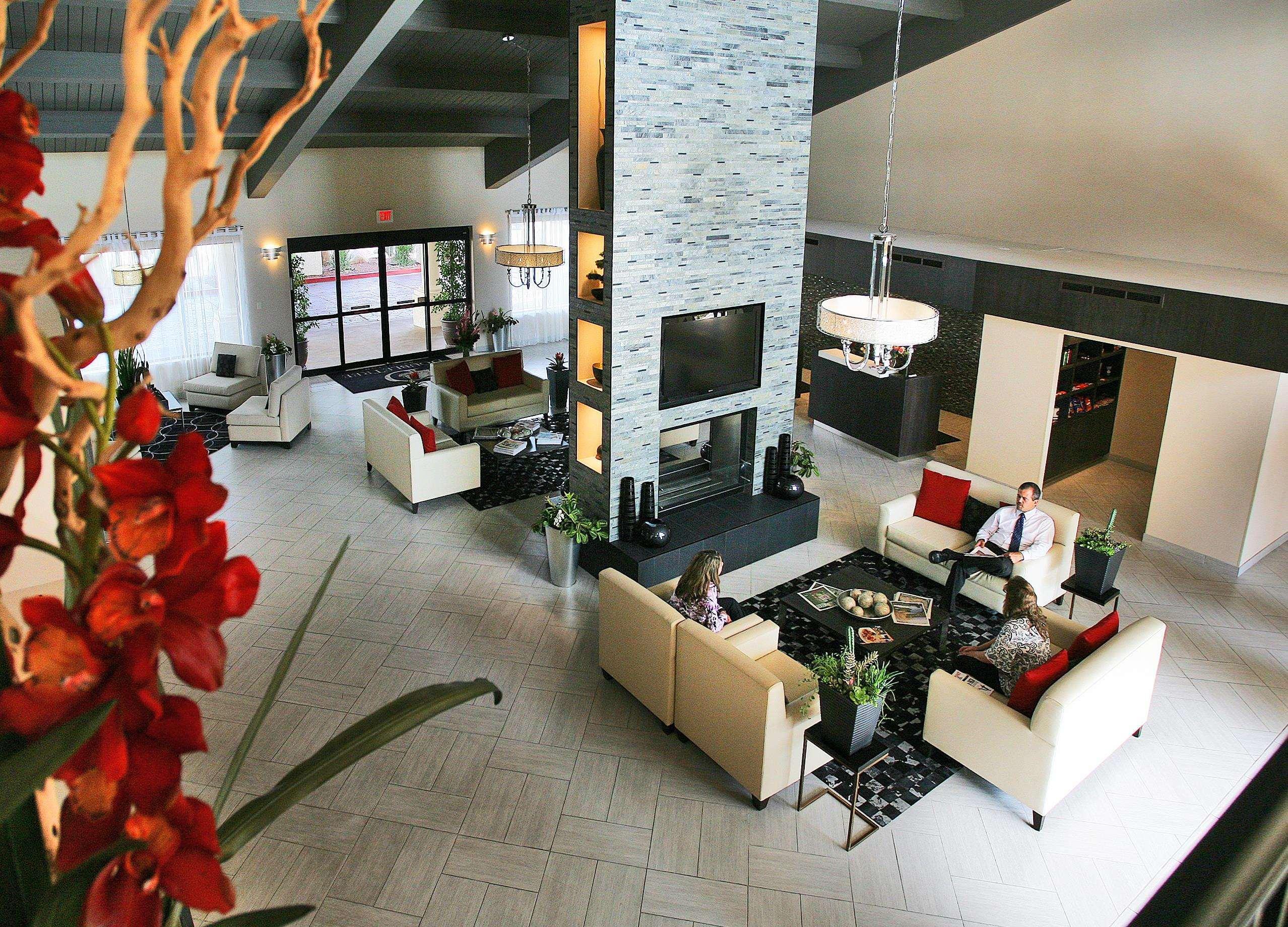 Doubletree Suites By Hilton Tucson Airport Interior photo