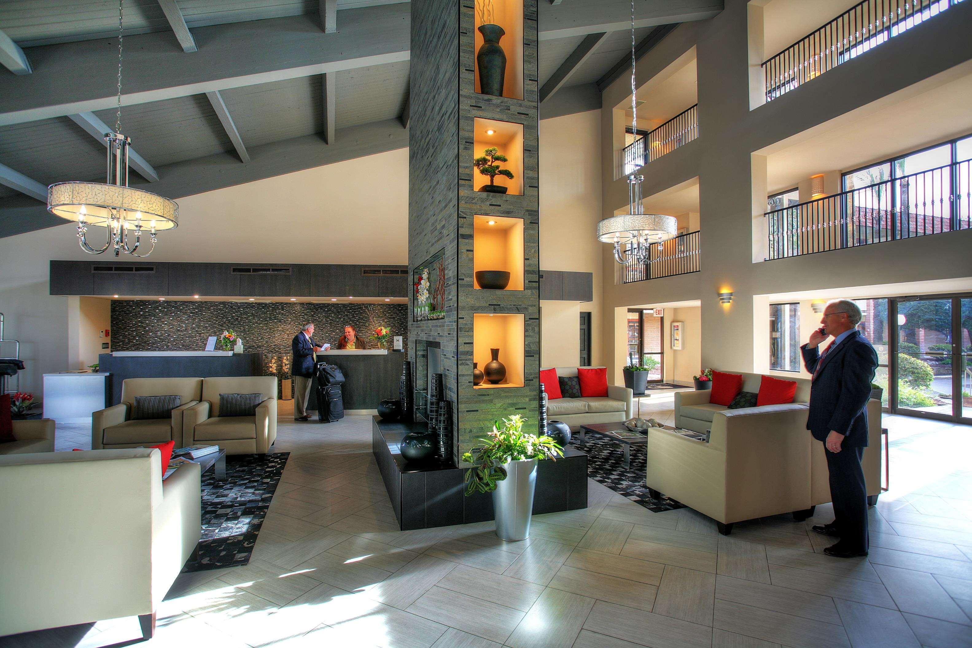 Doubletree Suites By Hilton Tucson Airport Interior photo